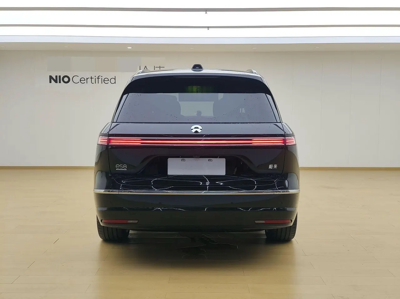 NIO 2026 ES8 6‑Seater Executive Signature Edition Automatic Transmission 10