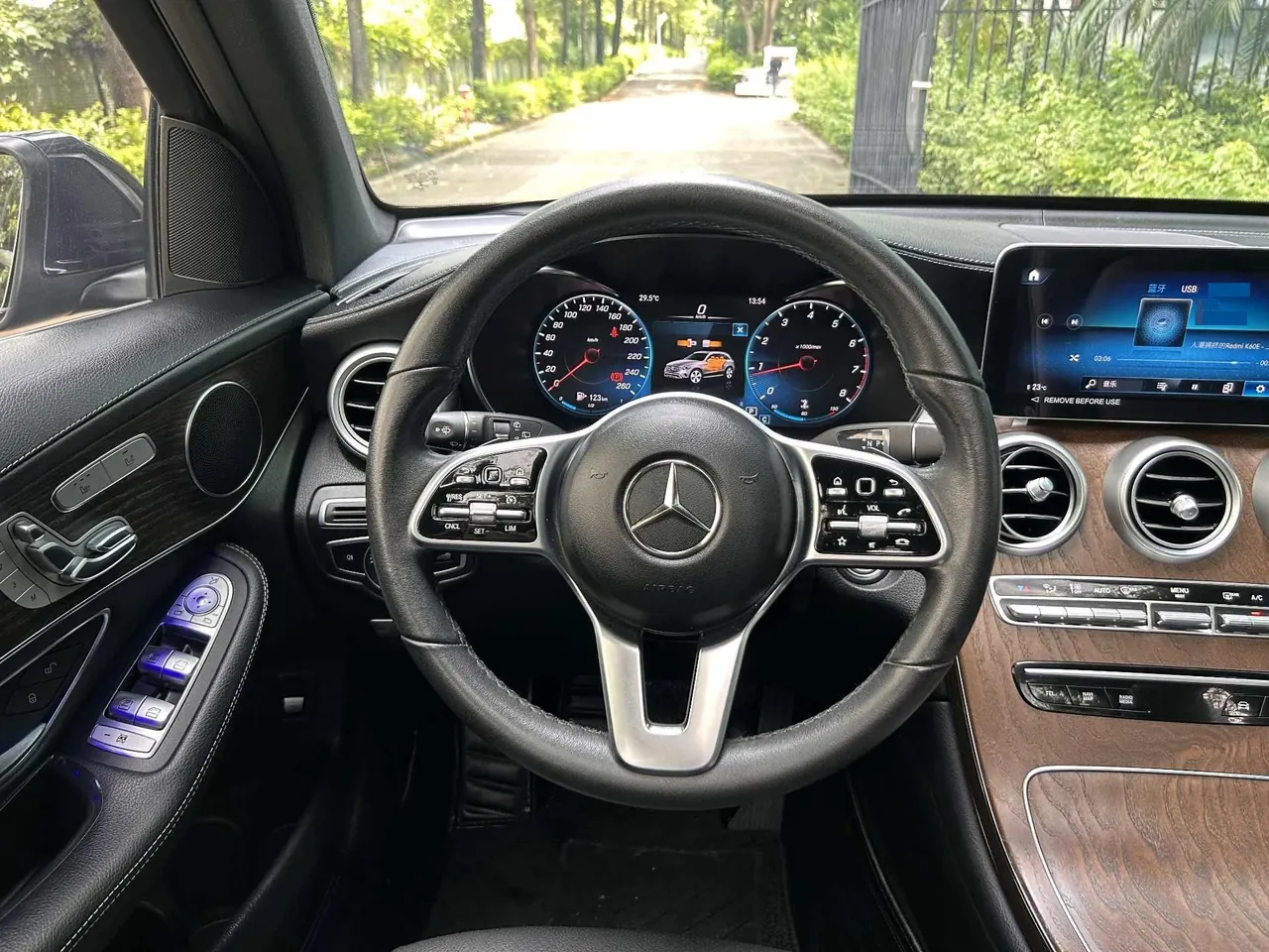 Mercedes Benz 2022 GLC 300 L 4MATIC 2.0T Dynamic Zhen Tibetan Edition Automatic Gear 10