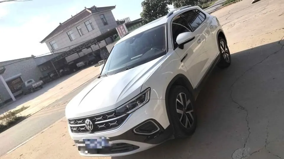 Open image lightbox: Volkswagen 2023 Tanyue 2.0TSI 330TSI Two-Drive Luxury Plus Advanced Edition Automatic Gear