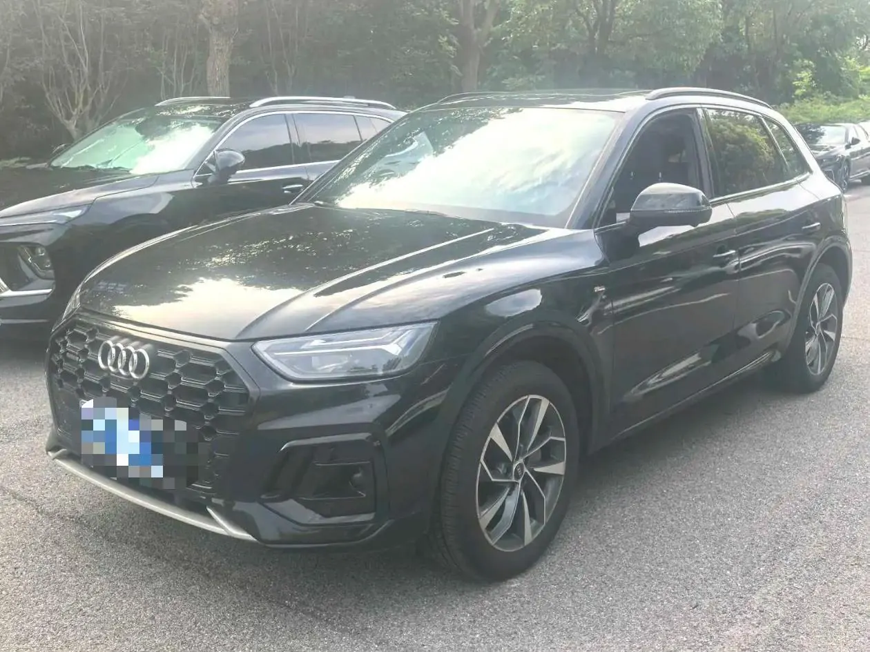 Audi 2023 Q5L 2.0TFSI 40TFSI luxury dynamic automatic - View 1