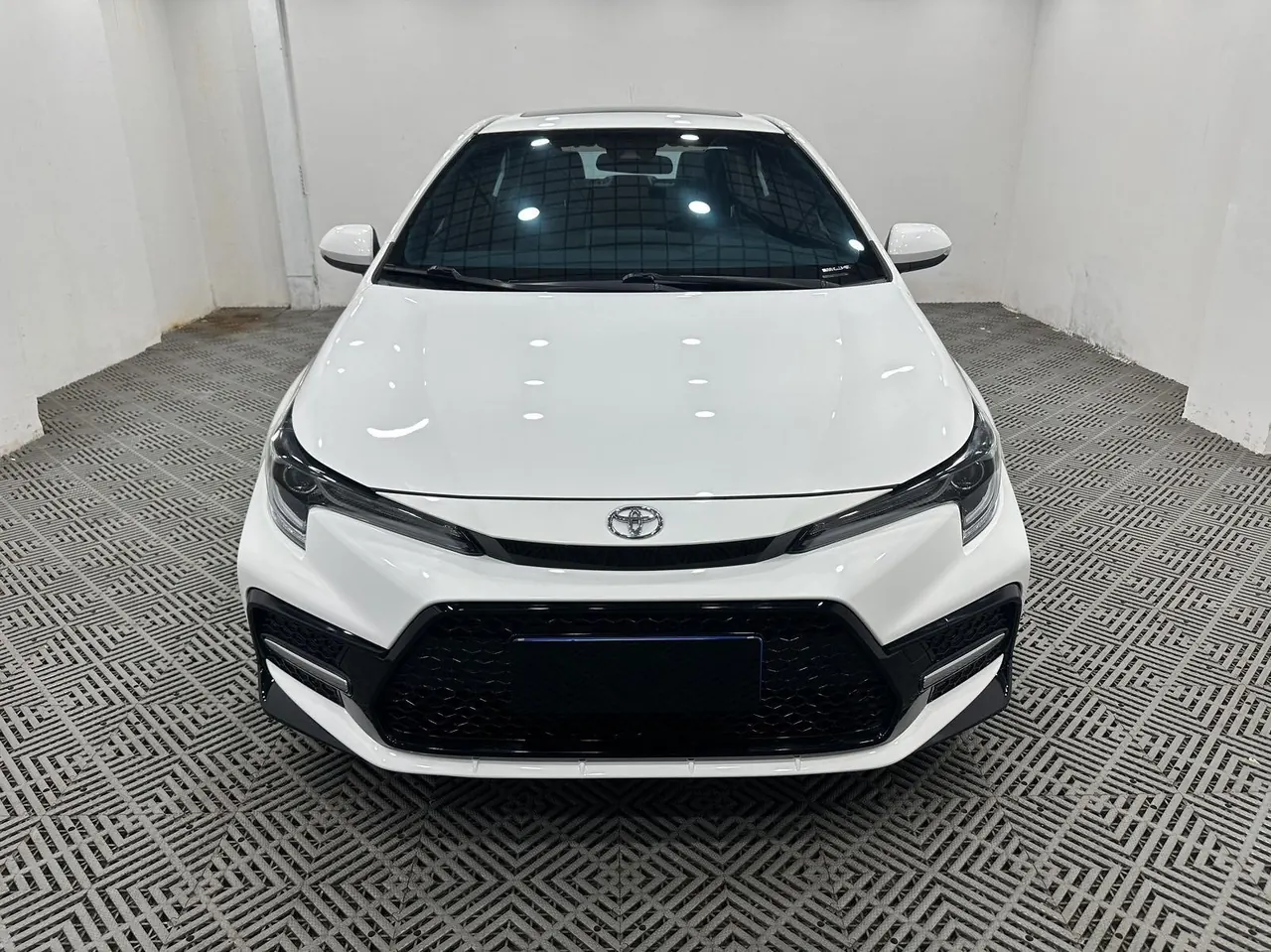 Toyota 2022 Lei Ling 1.2T Stepless 185T Sports Edition Automatic Gear 3