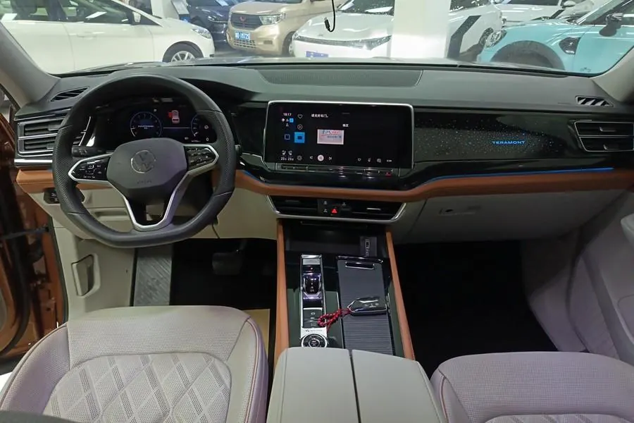 Volkswagen 2022 Tuang 2.0TSI 380TSI 4WD Respect Flagship Automatic Transmission 12