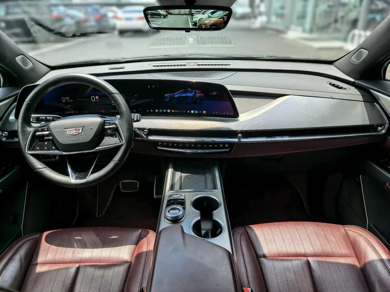Cadillac 2024 XT5 48V 2.0T 4-wheel drive platinum automatic gear 5
