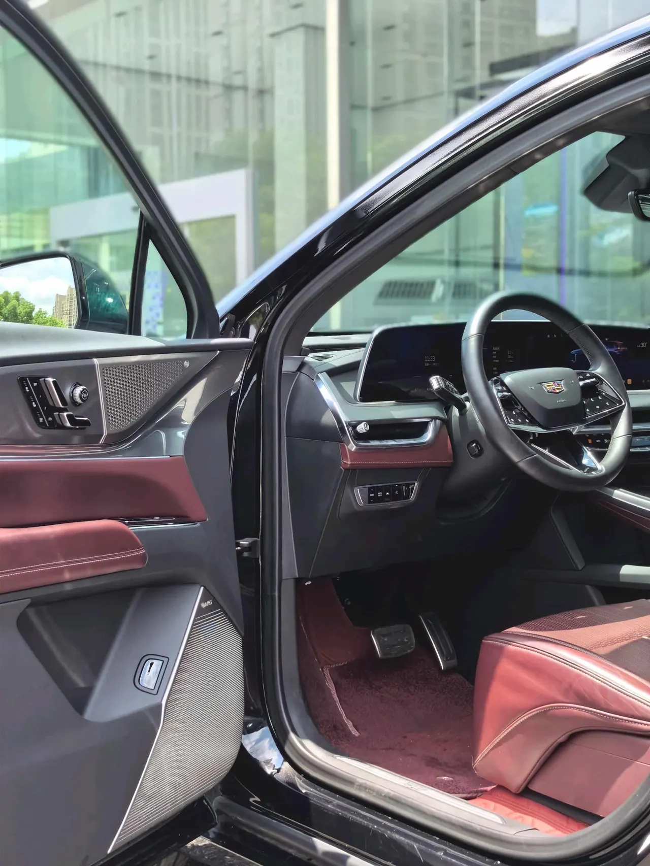 Cadillac 2024 XT5 48V 2.0T 4-wheel drive platinum automatic gear 7