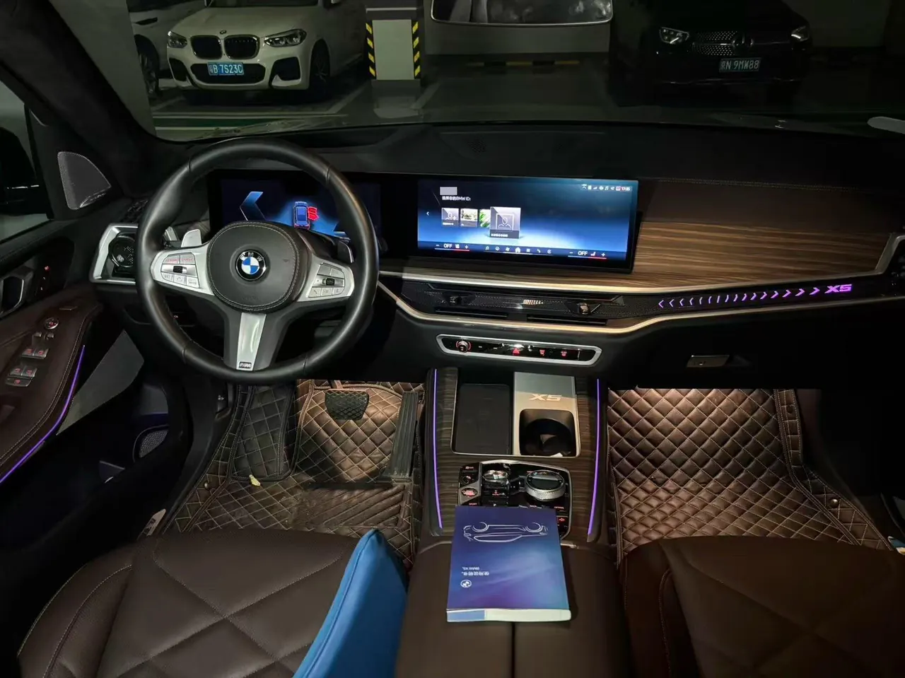 BMW 2023 X5 xDrive40Li 48V 3.0T exclusive M sports obsidian night suit automatic gear 4