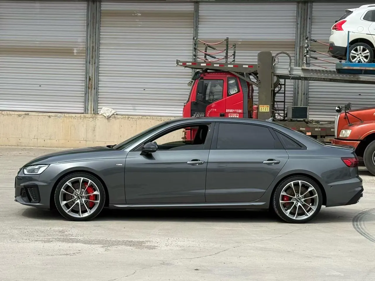 Audi 2020 A4L 2.0TFSI 45TFSI Quattro Select Elegant Automatic 3