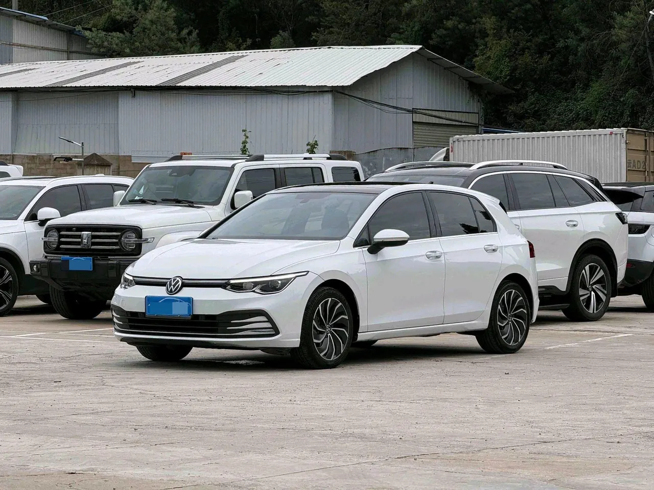 Открыть галерею: Volkswagen 2021 Golf 8 PRO 1.4TSI 280TSI Automatic