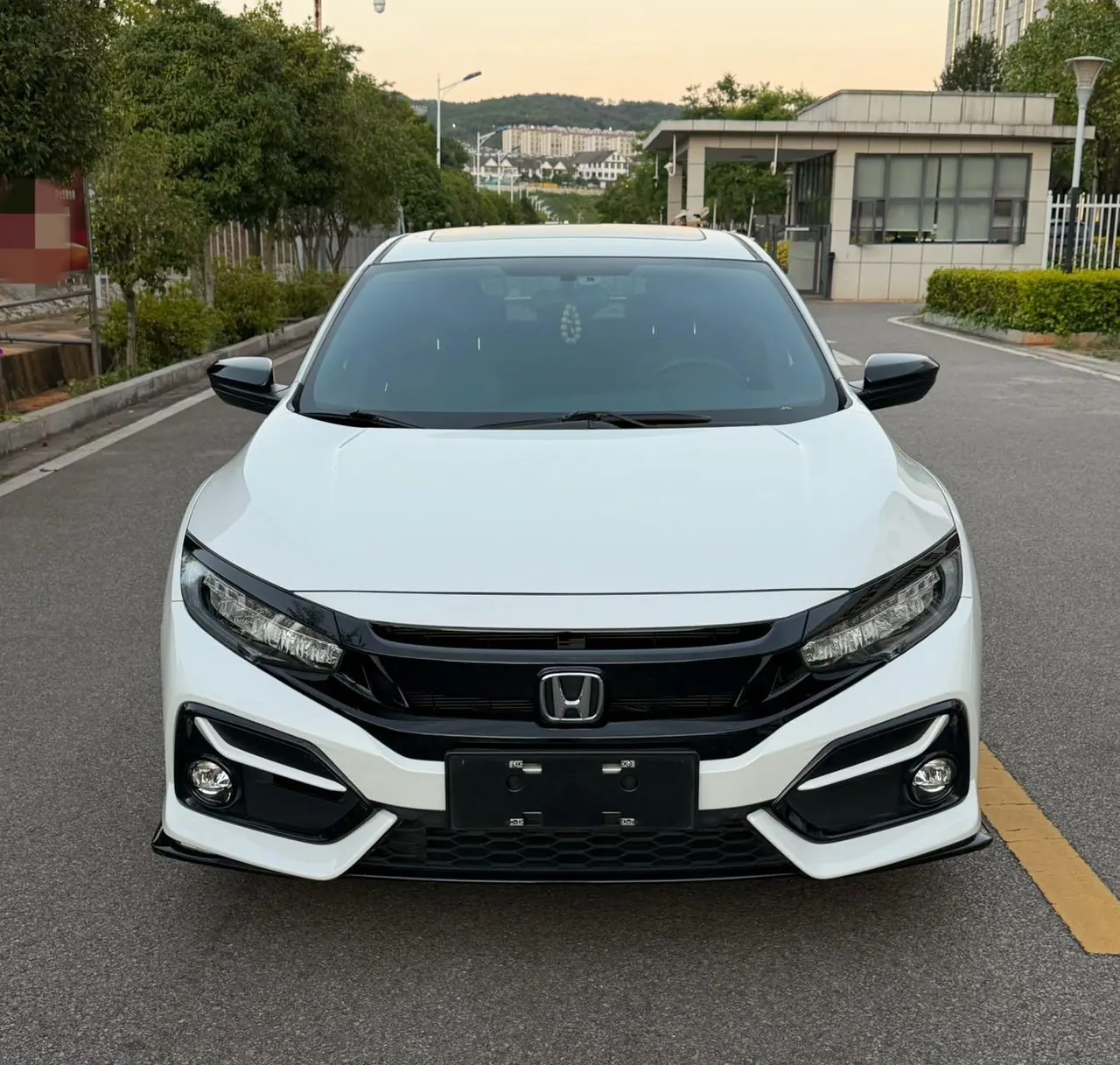 Honda 2021 Civic Hatchback 1.5T Stepless 220TURBO Tide Cool Control Automatic Gear 2