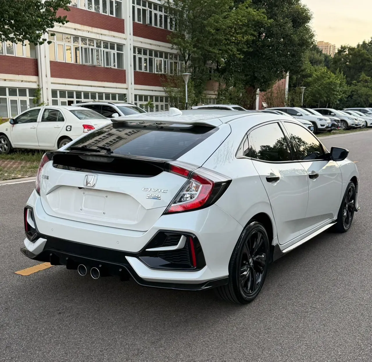 Honda 2021 Civic Hatchback 1.5T Stepless 220TURBO Tide Cool Control Automatic Gear 5