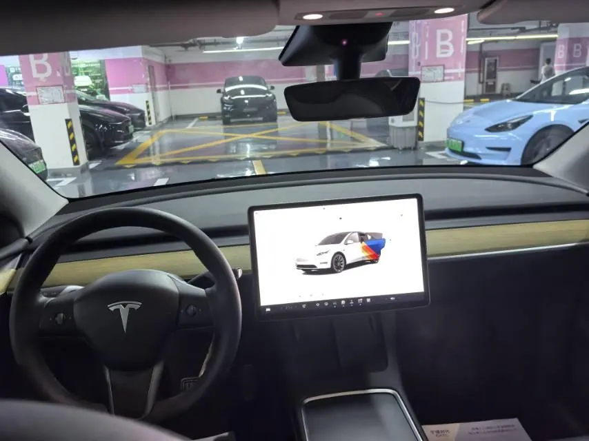 Tesla 2022 Model Y rear-wheel drive version (facelift) automatic gear 4