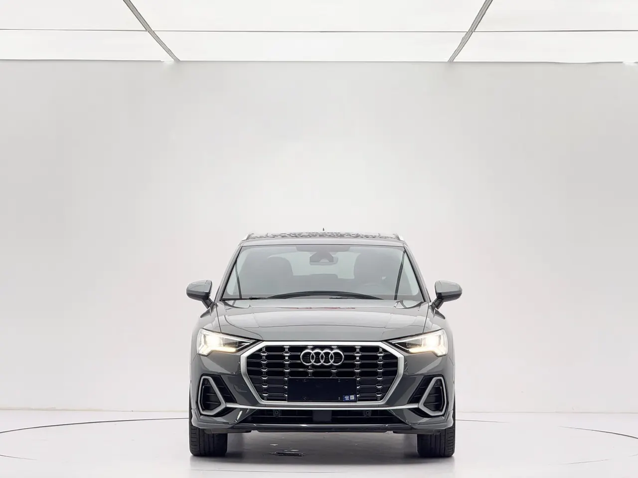 Audi 2022 Q3 1.4TFSI 35TFSI Fashion Dynamic Automatic 2
