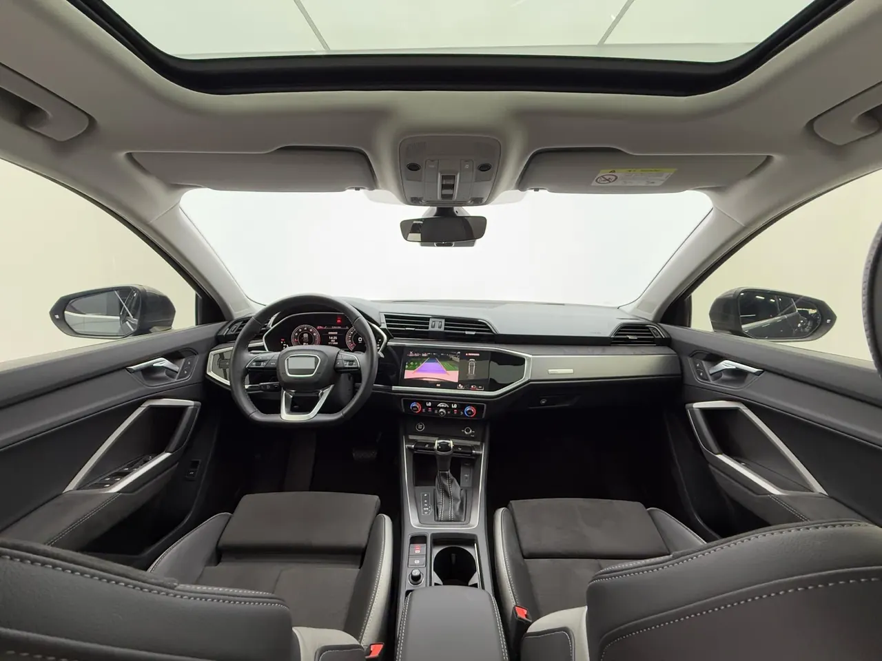 Audi 2022 Q3 1.4TFSI 35TFSI Fashion Dynamic Automatic 6