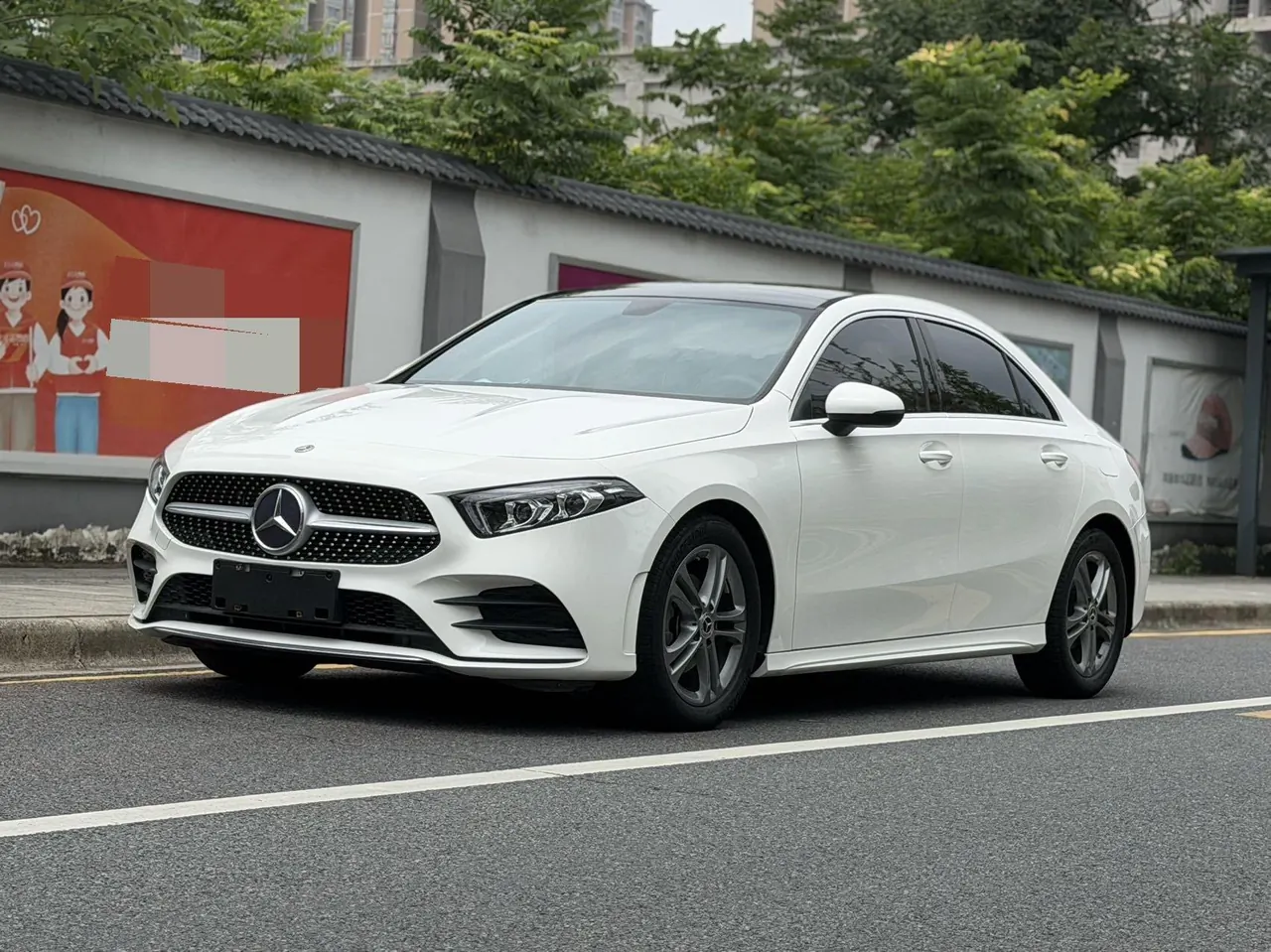 Open image lightbox: Mercedes Benz Class A 2022 A 180 L 1.3T Sports (Modified) Automatic Gear