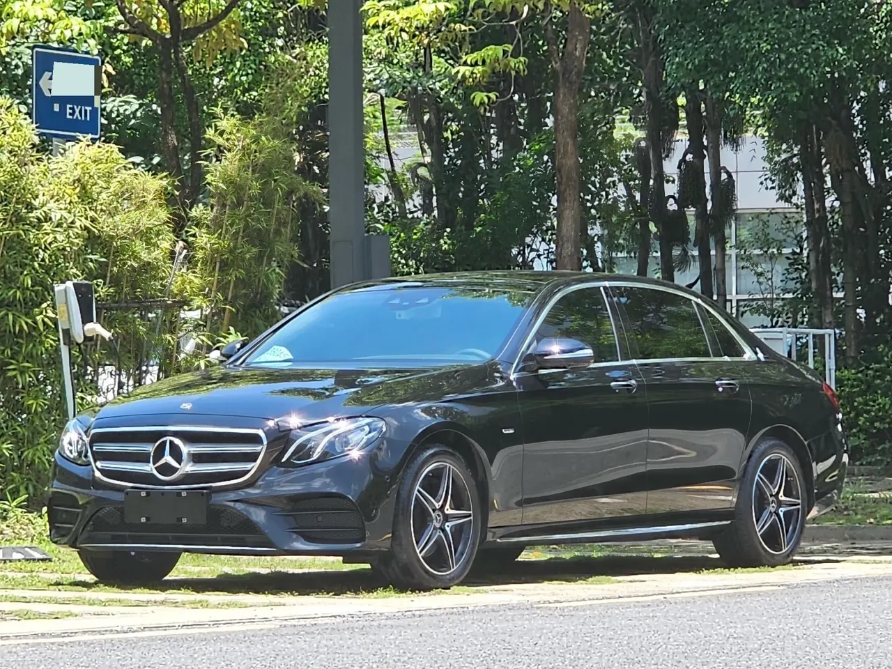 Mercedes Benz E-Class 2020 E 300 L 2.0T Special Edition (Modified) Automatic Gear - View 1