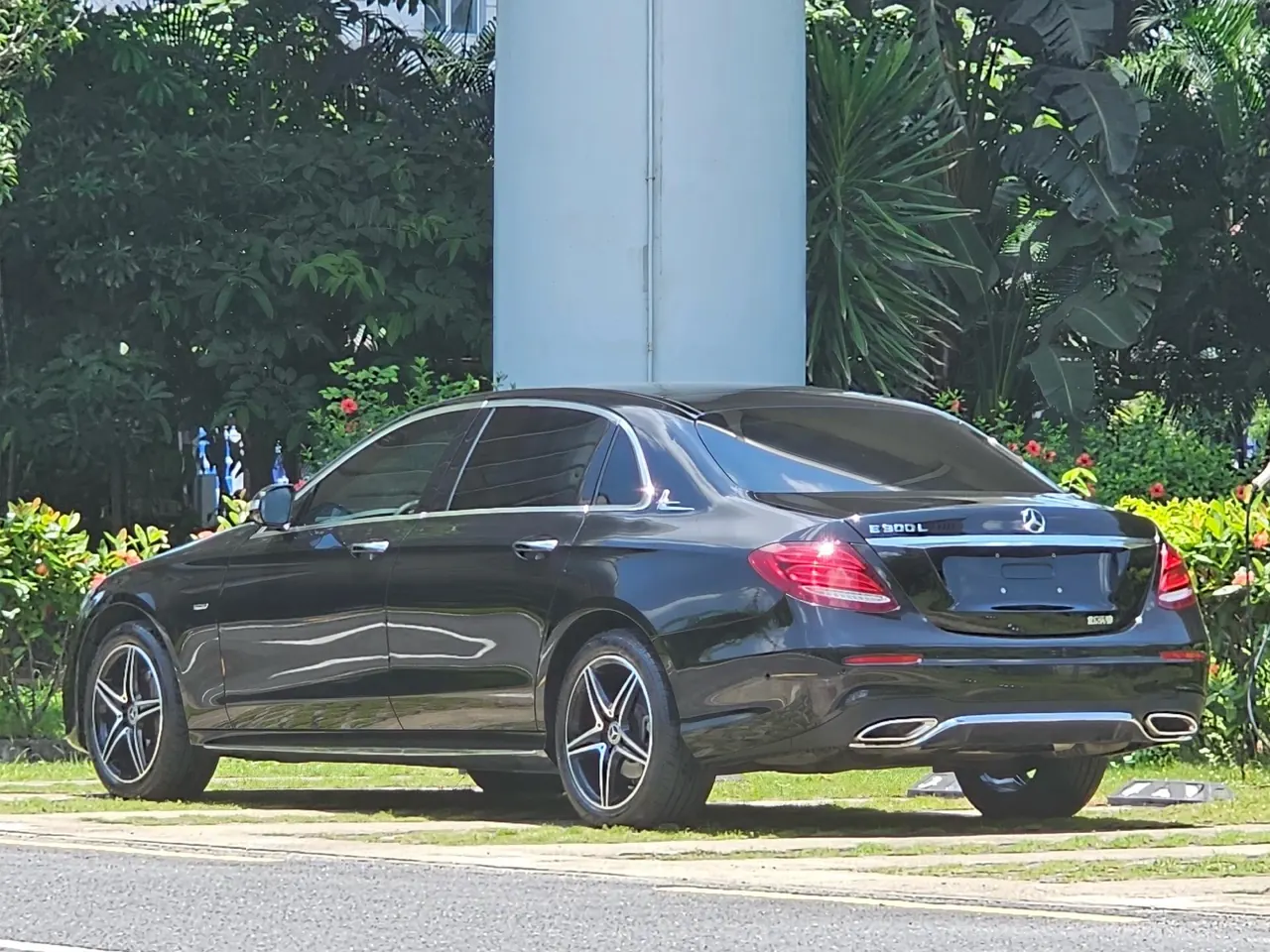 Mercedes Benz E-Class 2020 E 300 L 2.0T Special Edition (Modified) Automatic Gear 13