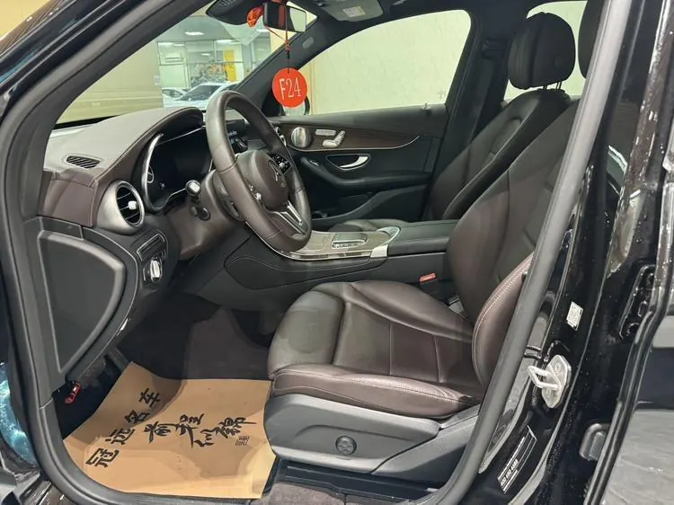 Mercedes Benz 2021 GLC 260 L 4MATIC 2.0T Luxury Automatic 4