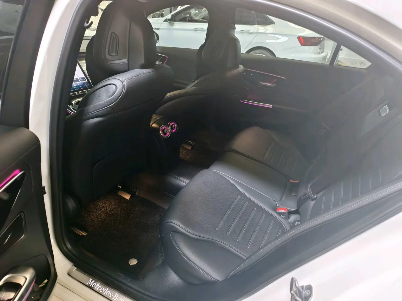 Mercedes Benz Class C 2024 C 260 L 48V 1.5T Sports Edition (Modified 3) Automatic Gear 6