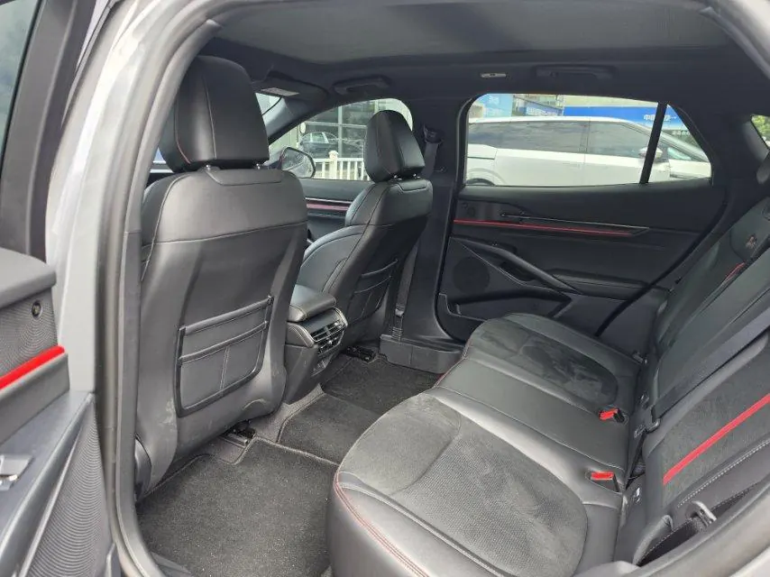 Ford 2024 Mondeo HYBRID 2.0T Stepless Sports Edition ST-Line Automatic Gear 3