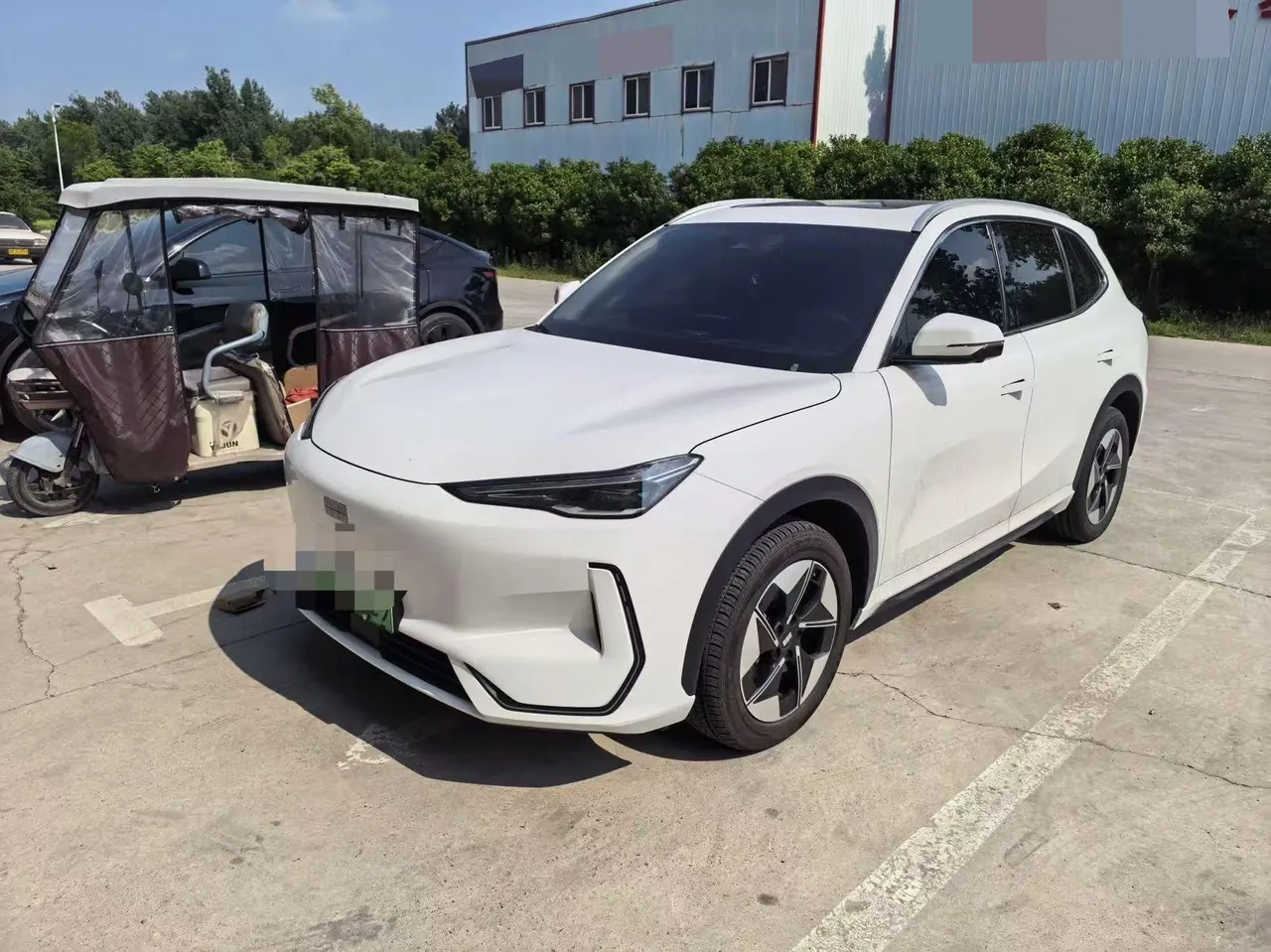 Geely Galaxy 2024 E 5 530km Discovery Edition Automatic Gear - View 1