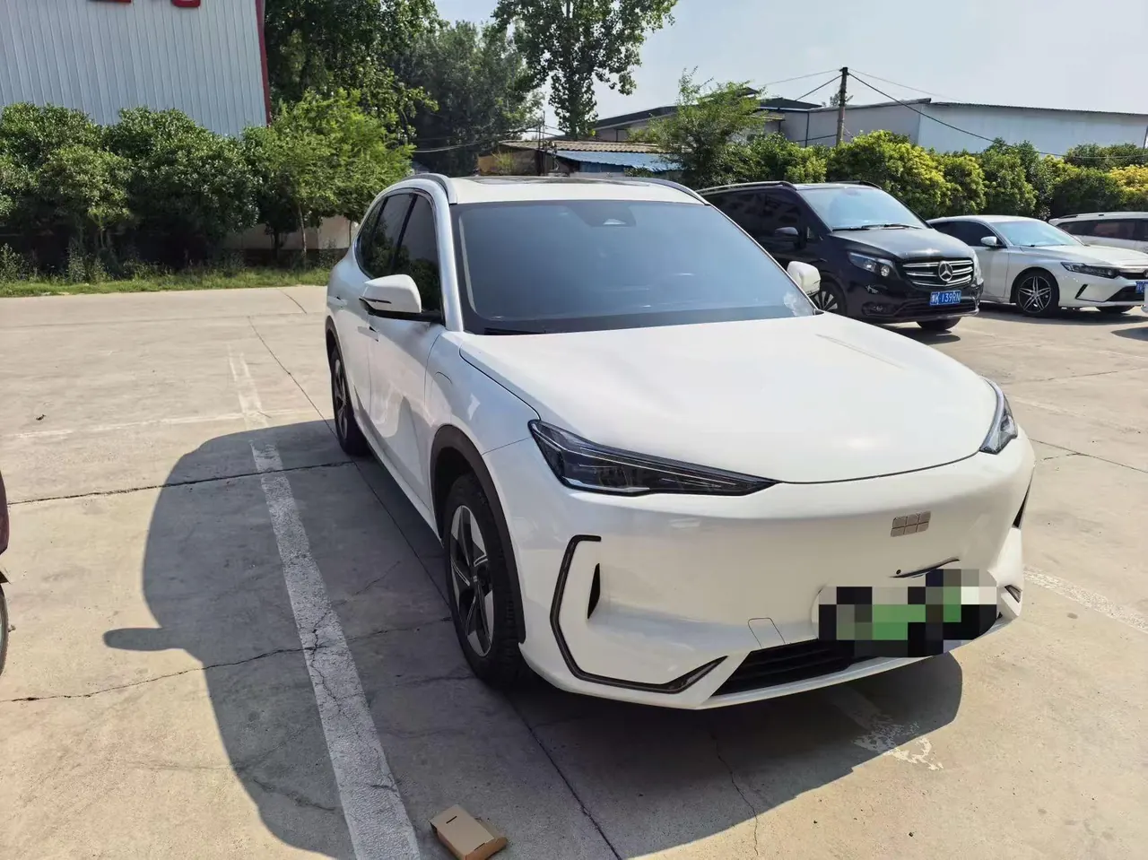 Geely Galaxy 2024 E 5 530km Discovery Edition Automatic Gear 2