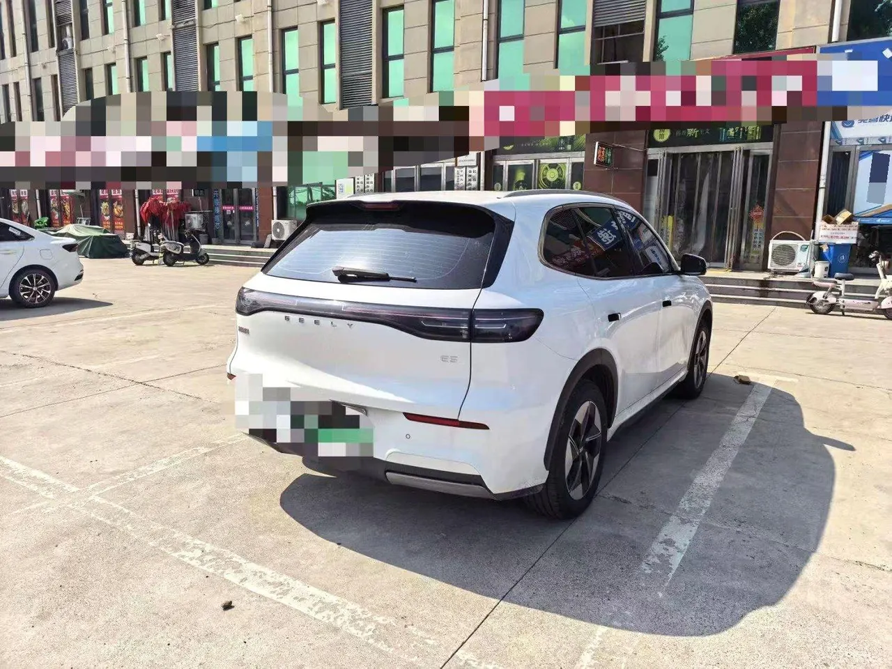 Geely Galaxy 2024 E 5 530km Discovery Edition Automatic Gear 7