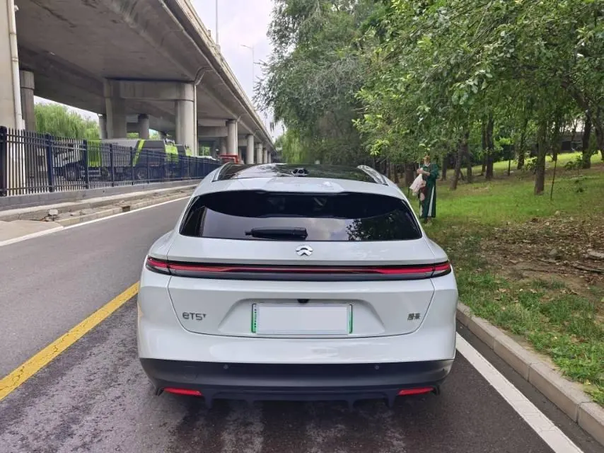 NIO 2024 ET5T 75kWh Touring automatic 4