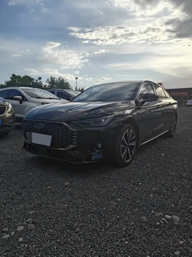 Open image lightbox: Chery 2025 Arrizo 8 Pro 1.6TGDI 290TGDI Luxury Automatic