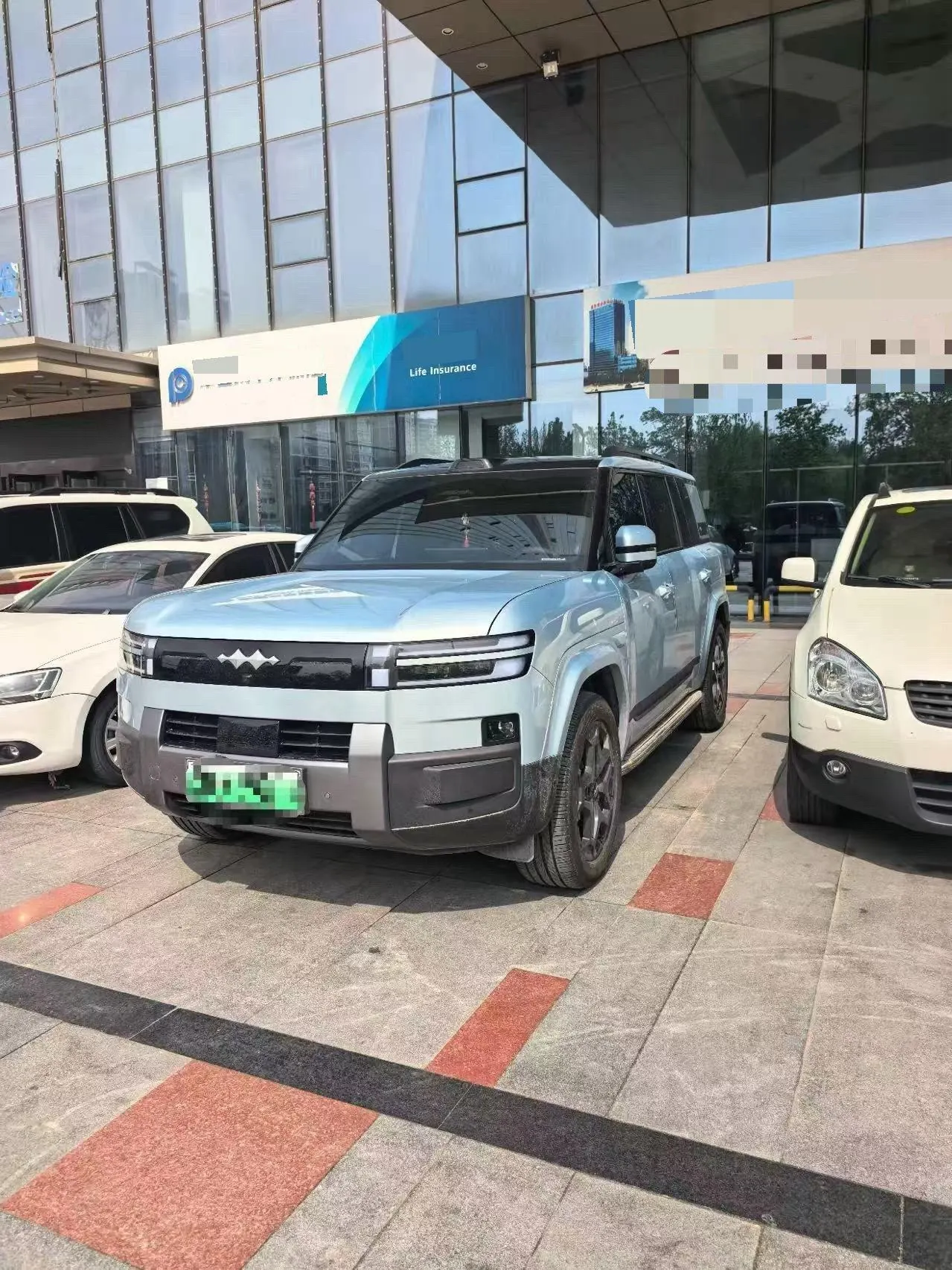 Open image lightbox: FangChengBao 2025 titanium 7 1.5T stepless 190KM four-wheel drive Ultra version of automatic gear
