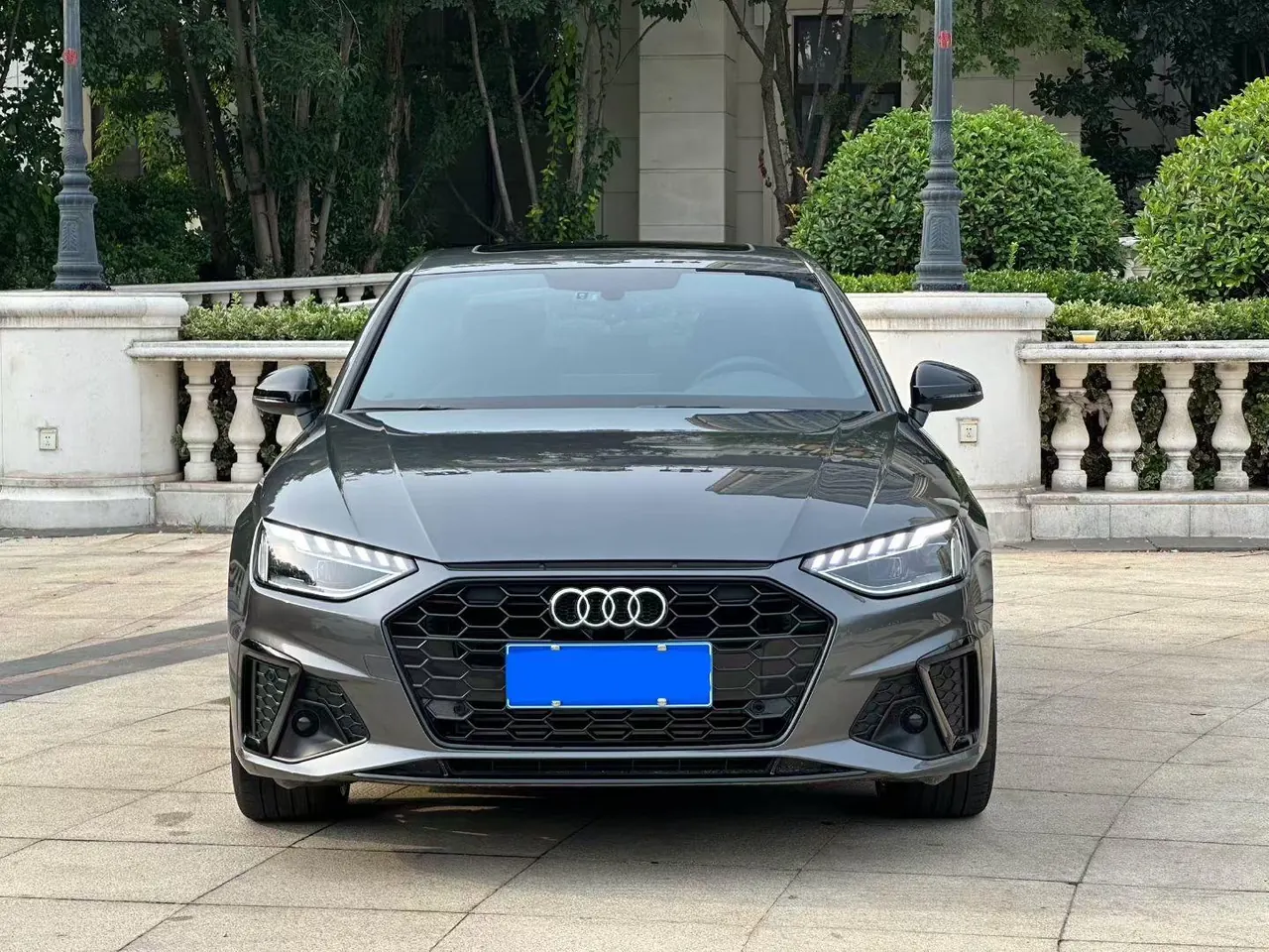 Audi 2024 A4L 2.0TFSI 40TFSI Deluxe Dynamic Automatic 2