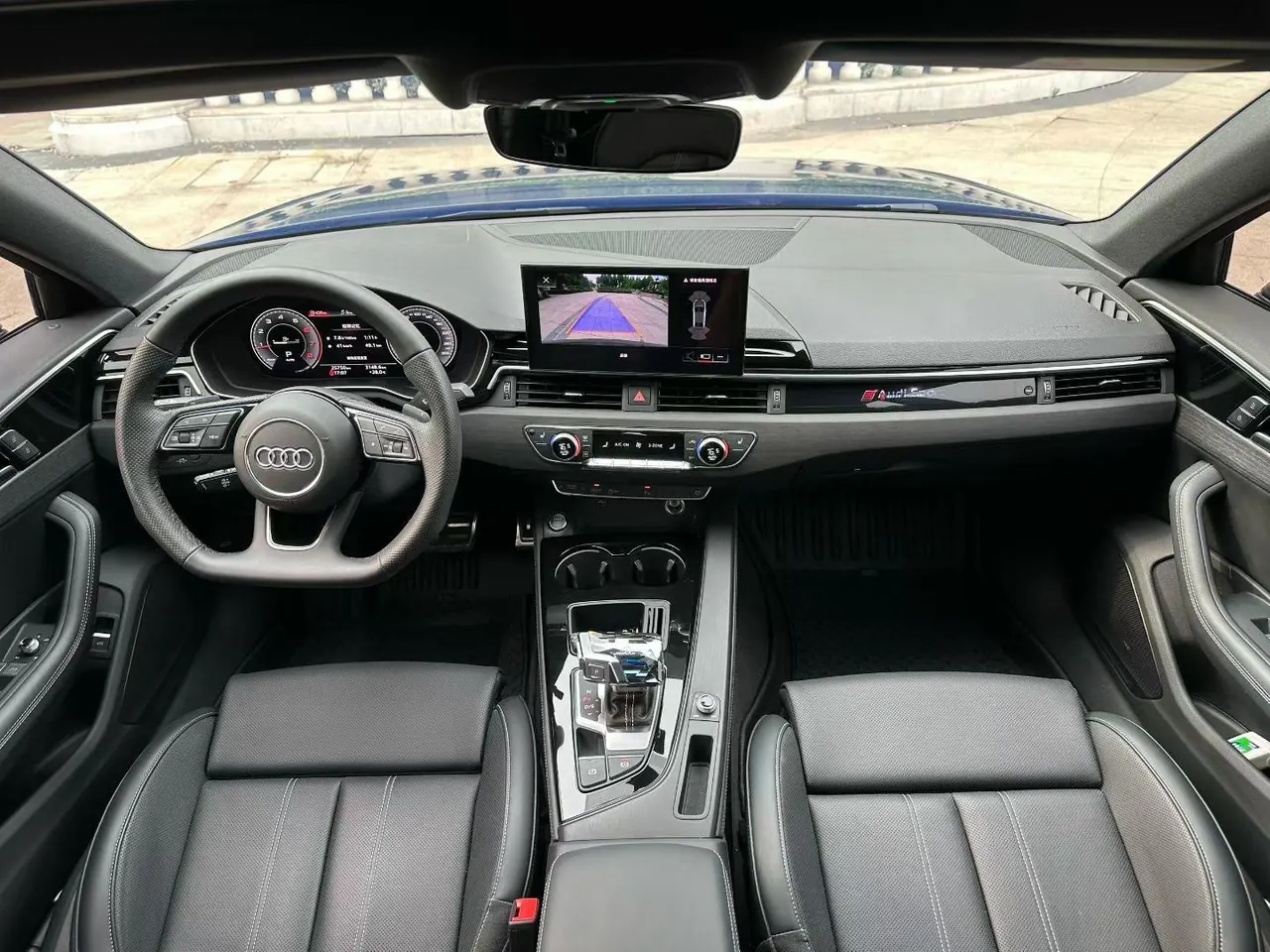 Audi 2024 A4L 2.0TFSI 40TFSI Deluxe Dynamic Automatic 6