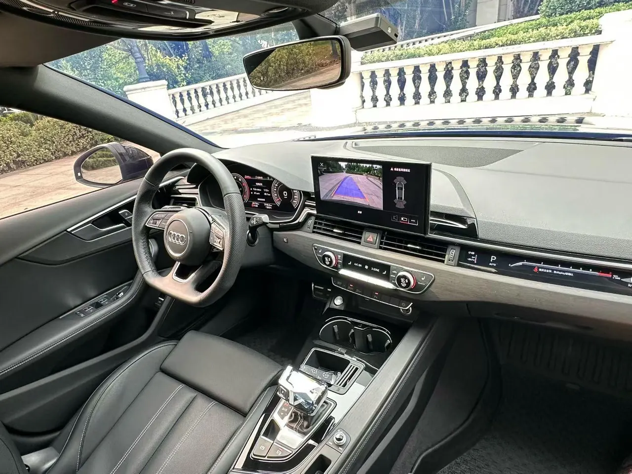 Audi 2024 A4L 2.0TFSI 40TFSI Deluxe Dynamic Automatic 7