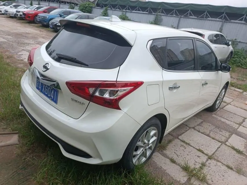 Nissan 2020 Tiida 1.6 Stepless Smart Edition Automatic Gear 2