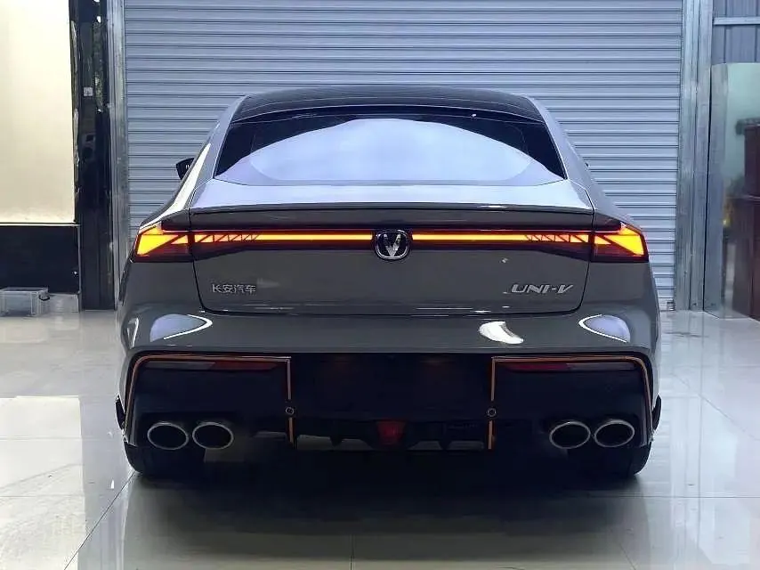 ChangAn 2022 UNI-V 1.5T Sports Edition Automatic 8