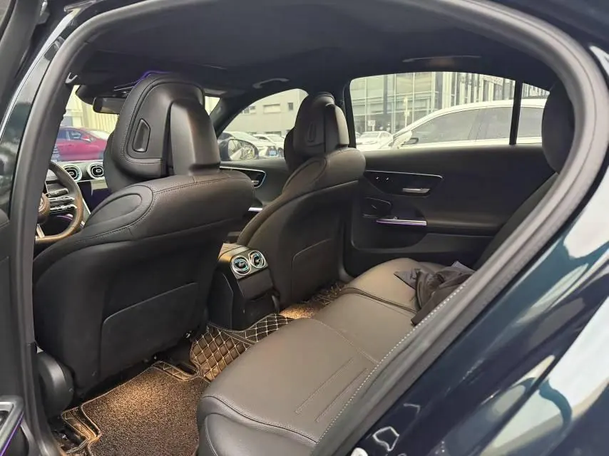 Mercedes Benz Class C 2024 C 260 L 48V 1.5T (Change 3) Automatic 3
