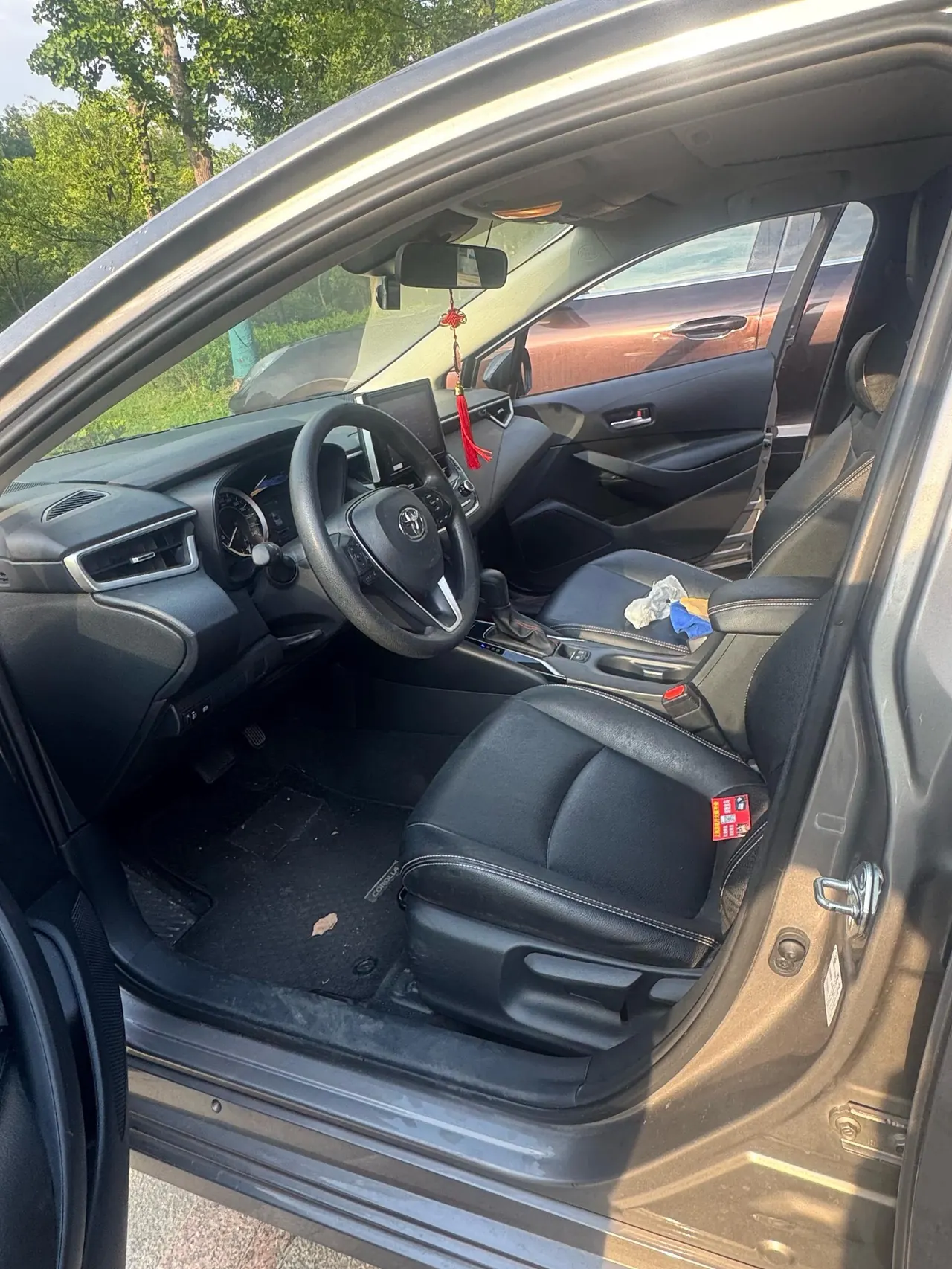 Toyota 2021 corolla 1.2T stepless elite PLUS version of automatic gear 2
