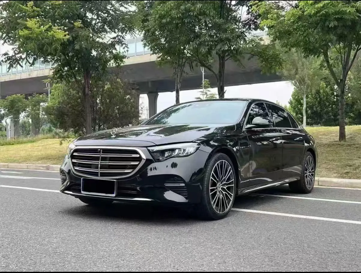 Mercedes Benz E-Class 2026 model E 300 L 48V 2.0T Luxury Edition Automatic - View 1