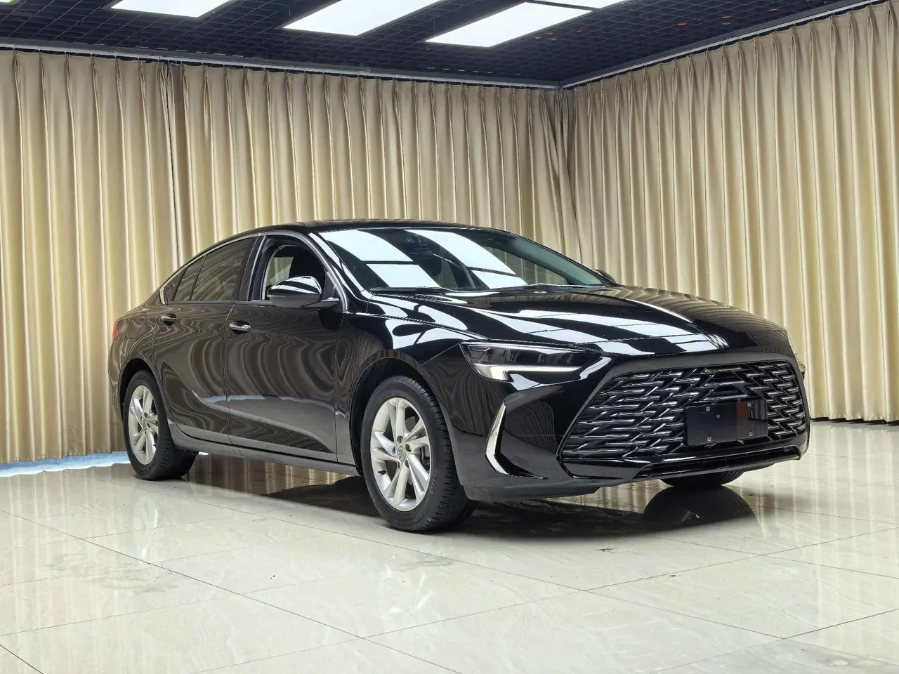 Buick 2024 Regal 1.5T 25T Super Edition Automatic Gear 3