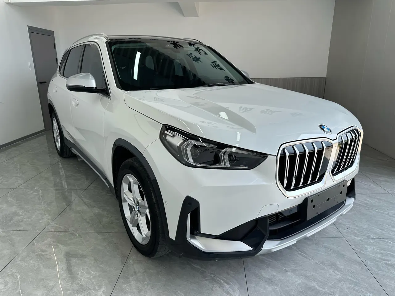 BMW 2023 X1 sDrive20Li 1.5T X Design Package Automatic Transmission 2