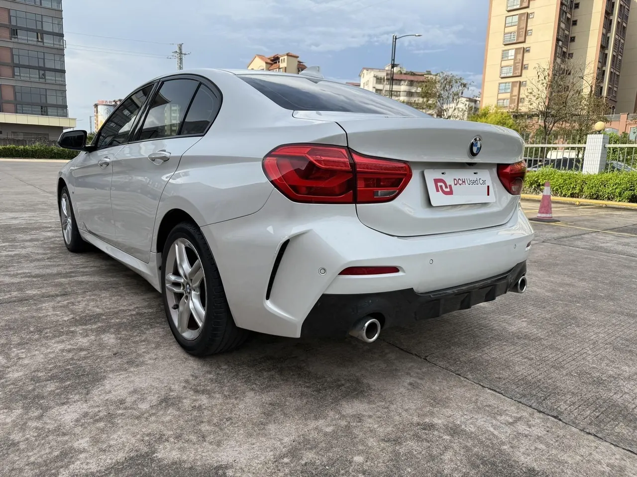 BMW 1 Series 2020 120i 1.5T M Sports Suit Automatic Gear 7