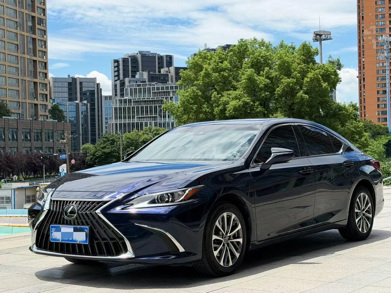 Lexus ES (Imported) 2022 ES200 2.0 Stepless Premium Edition Automatic Gear - View 1