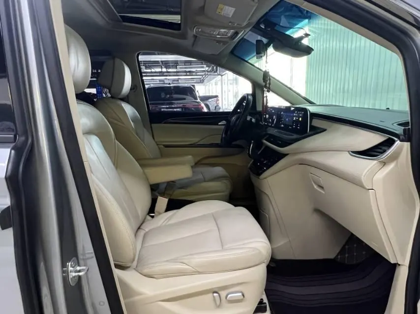 Buick 2023 GL8 ES Lu Zun 48V 2.0T 653T Exclusive Automatic Gear 4