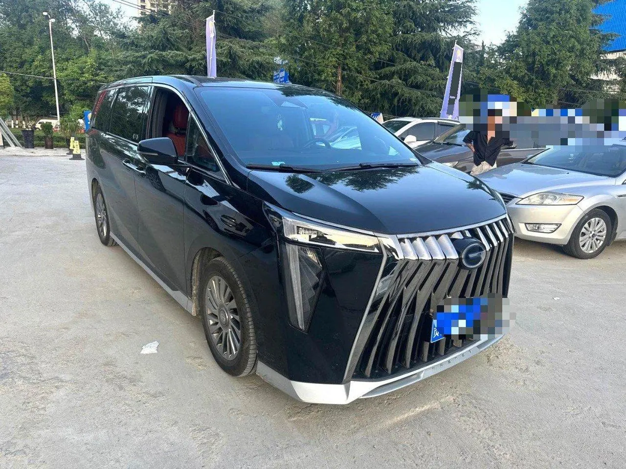 Trumpchi 2025 M8 Dual-Motor 2.0T Grandmaster Series Super Hybrid Automatic Transmission 2