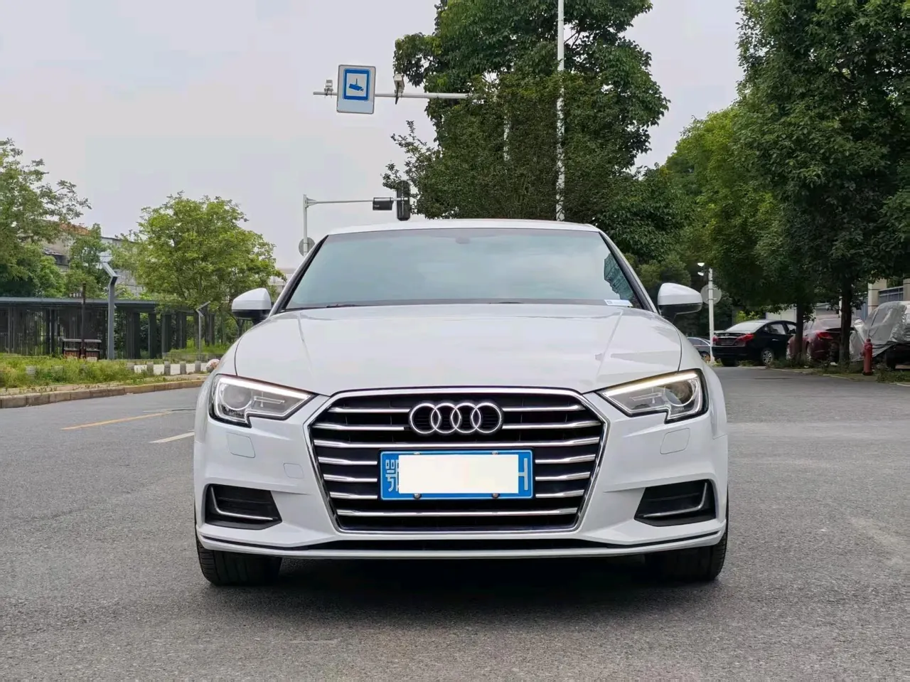 Audi 2020 A3 Limousine 1.4TFSI 35TFSI aggressive automatic gear 2