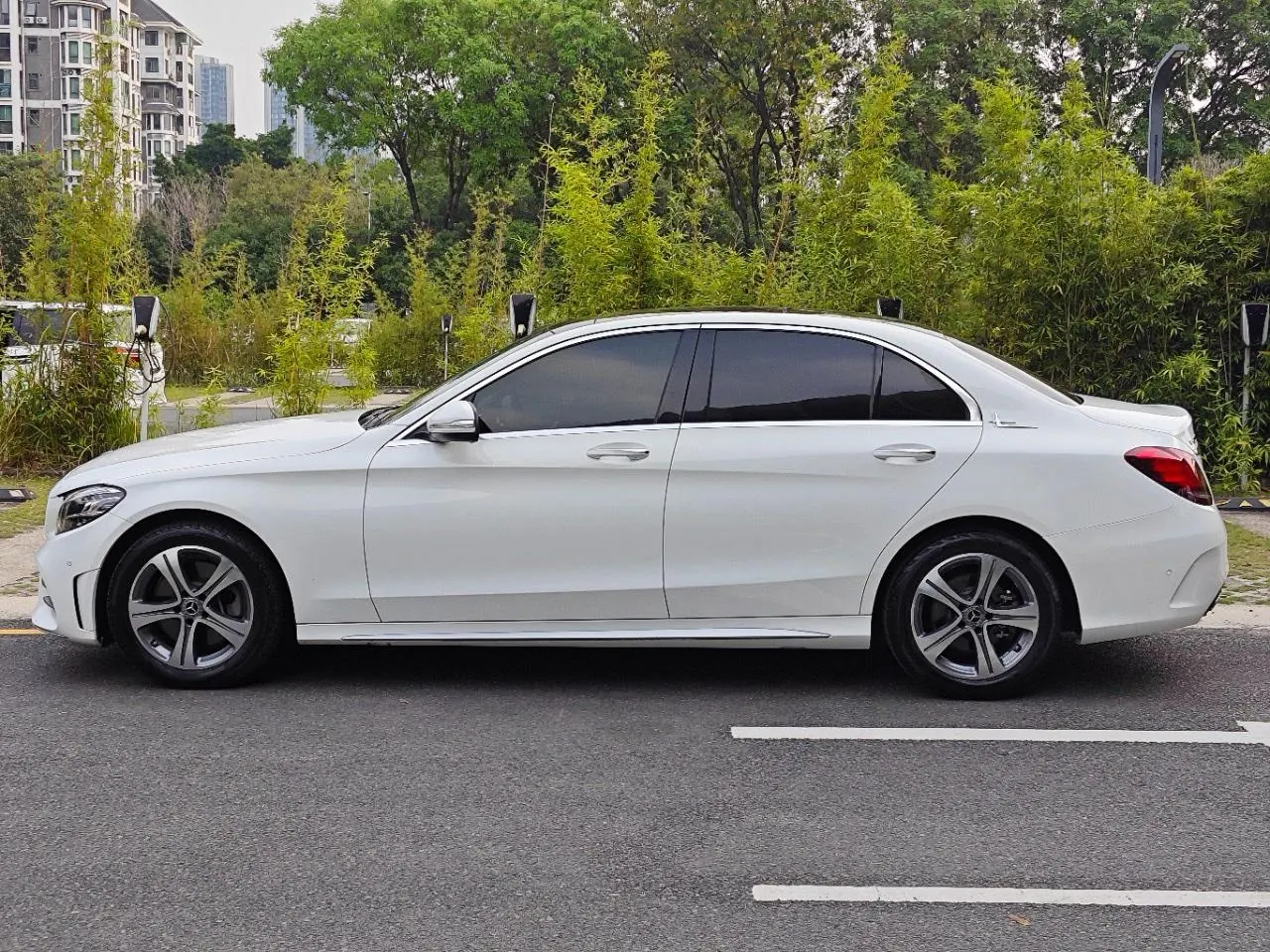 Mercedes Benz Class C 2020 C 260 L 48V 1.5T Sports Edition Automatic Gear 3