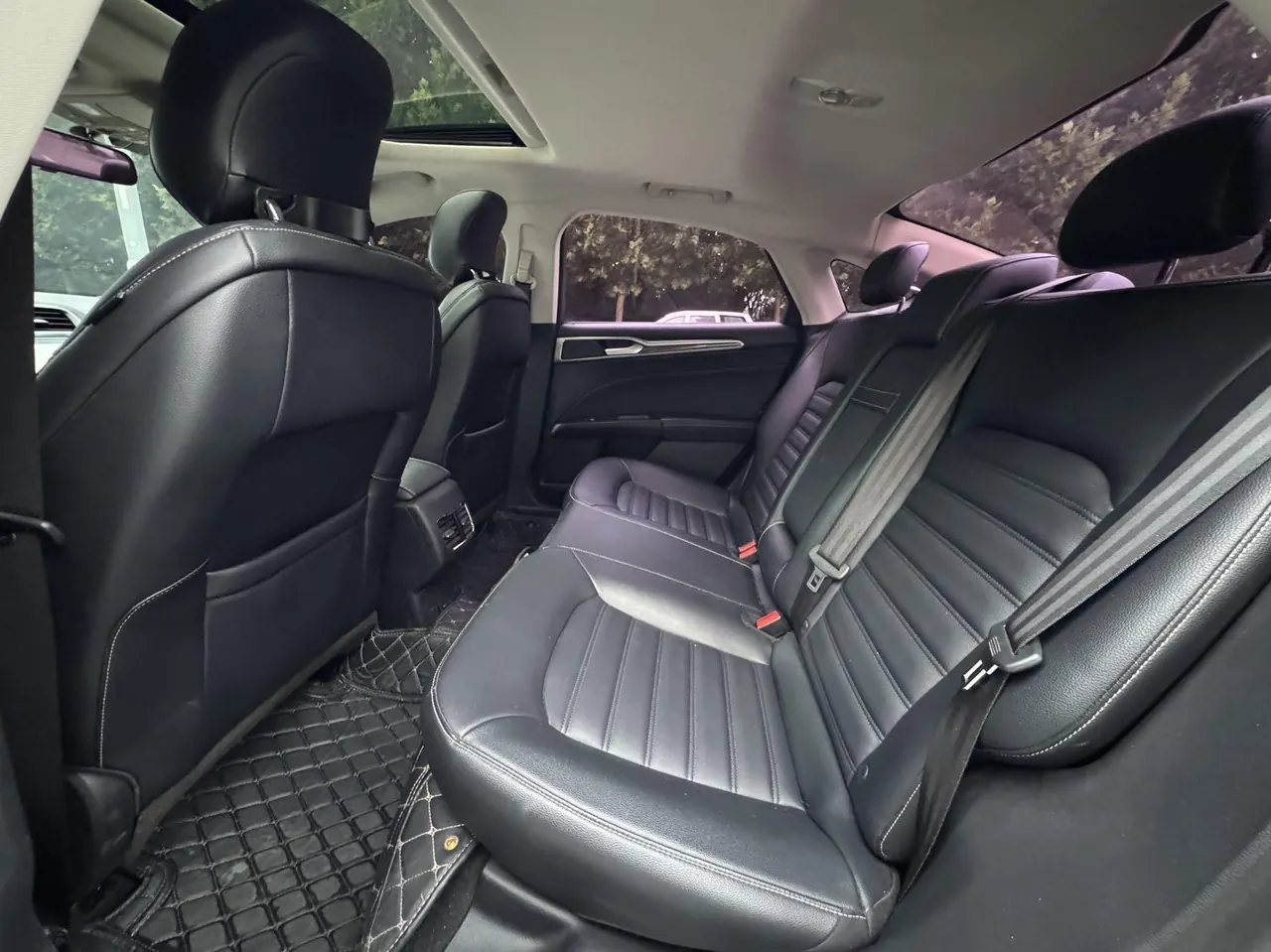 Ford 2020 Mondeo 2.0T EcoBoost 200 fashion automatic gear 6