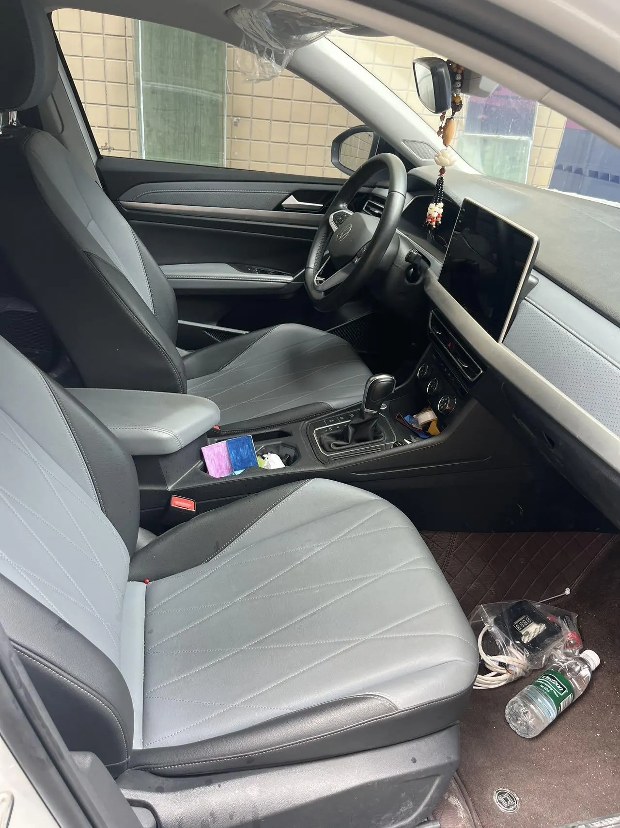 Volkswagen 2024 LaVida 1.5 Star 5 Million Edition Automatic Gear 3