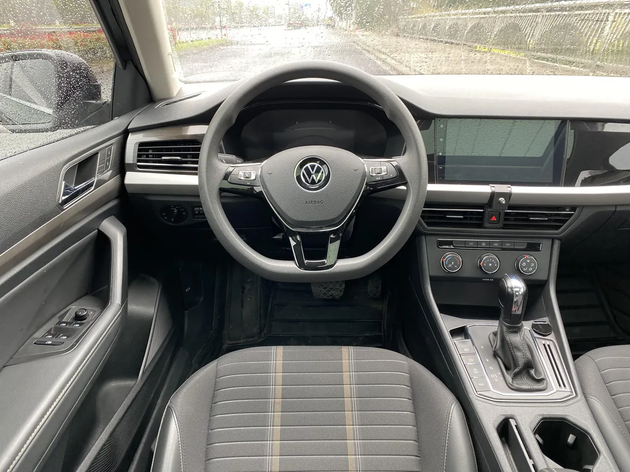 Volkswagen 2022 Lavida 1.4TSI 280TSI Comfort Edition Automatic Gear 8