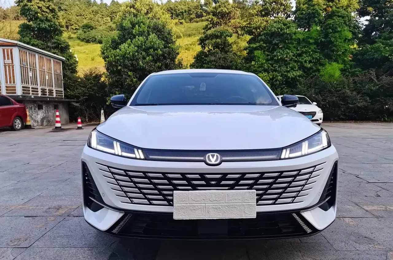 ChangAn 2026 Yidong 1.5T 500Bar Pleasant Automatic Gear 2