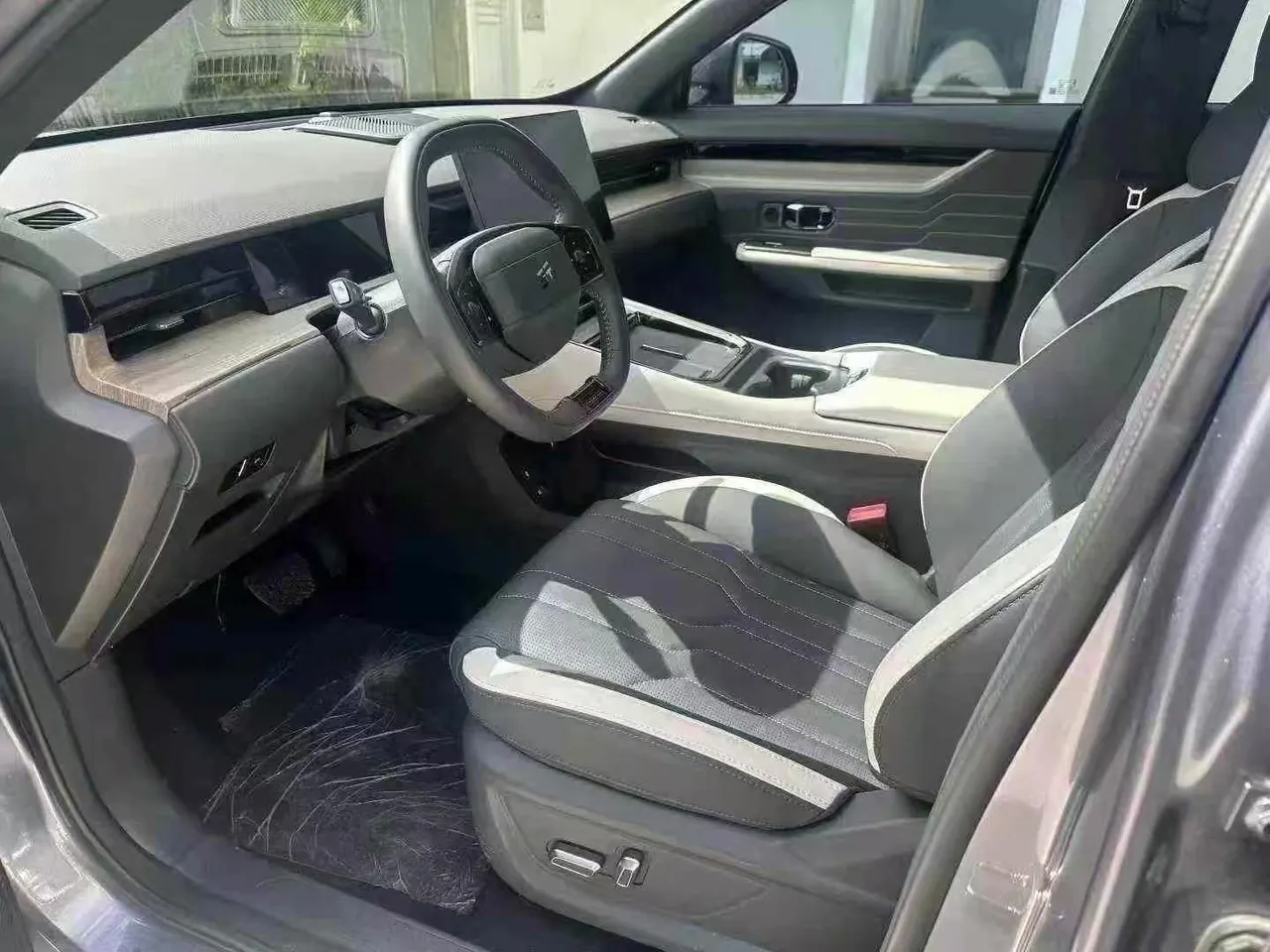 Jetour 2024 Shanhai L6 1.5TD ULTRA automatic gear 3
