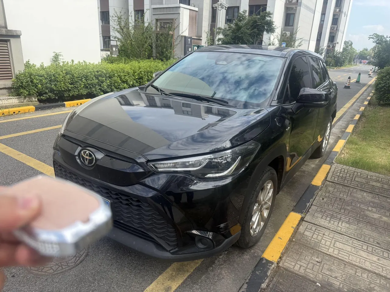 Toyota 2024 Fenglanda Shuangqing 2.0 Stepless Intelligent Electric Hybrid Leading Edition Automatic Gear - View 1